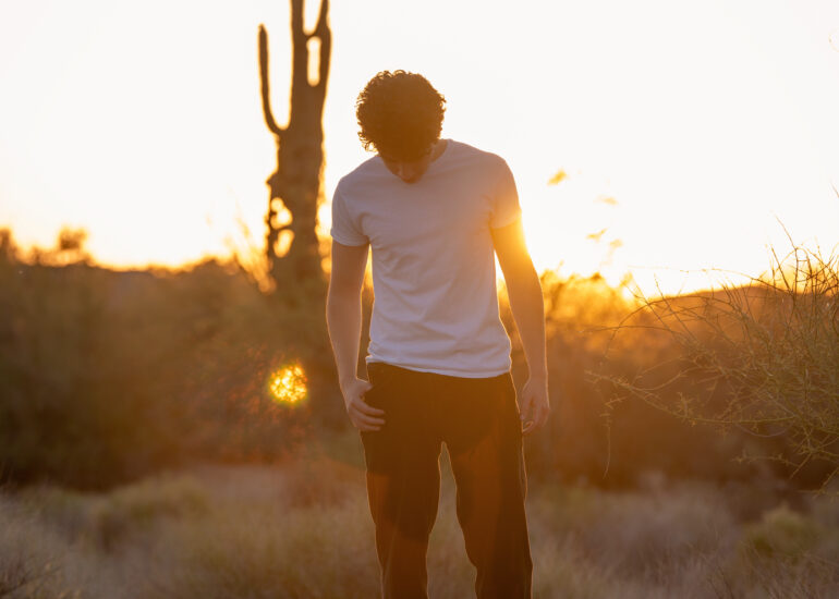 Scottsdale Photographer specializing in newborn, maternity, family and graduate photography